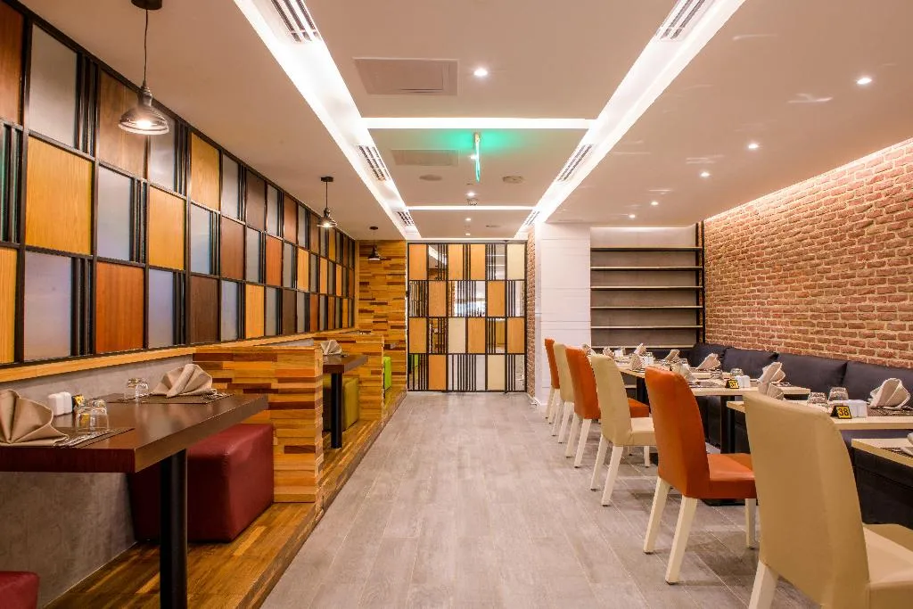 Restaurant, Holiday Inn Cairo Maadi, Cairo