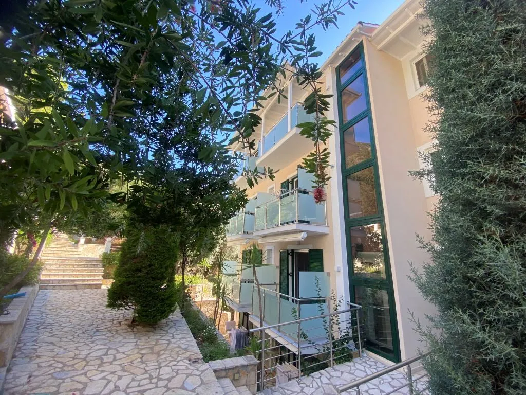 Double or Twin GARDEN VIEW Room, Hotel Oasis, Athens
