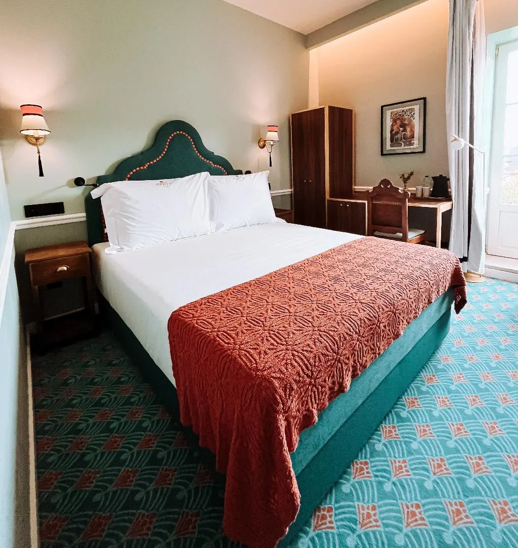 DOUBLE SUPERIOR Room, GRANDE HOTEL PARIS by STAY HOTELS, Porto