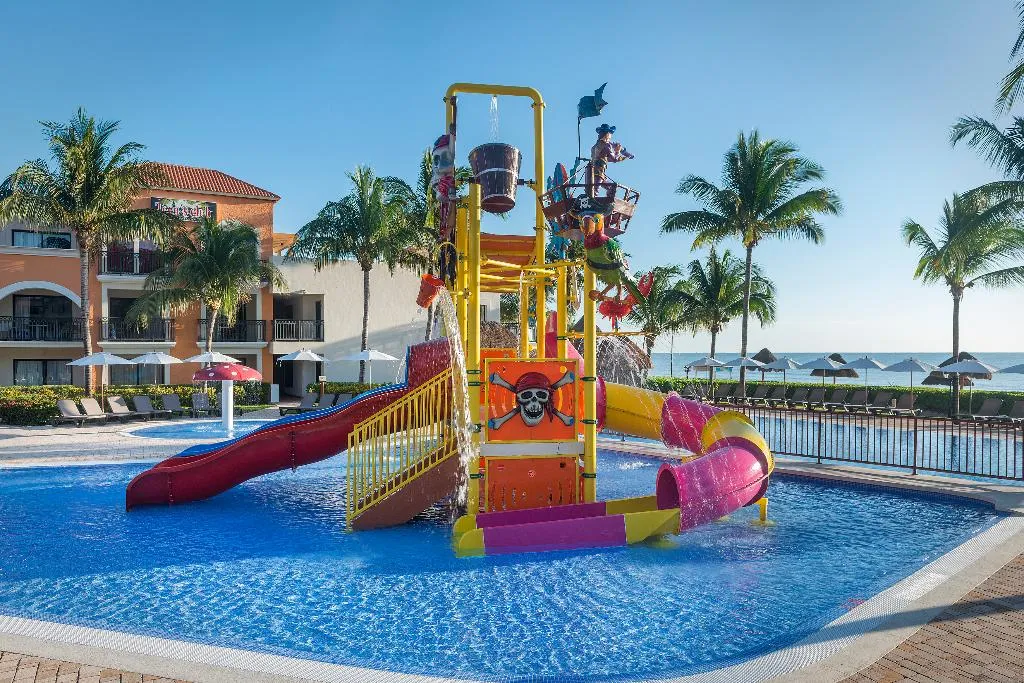 JUNIOR SUITE SEA VIEW Room, Ocean Coral & Turquesa All Inclusive, Cancun Area