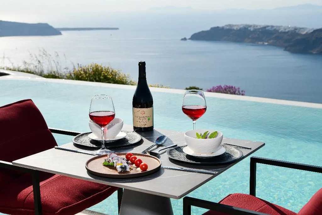 General view, White Pearl Cavalieri, Santorini