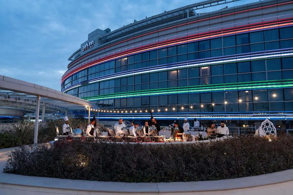 Restaurant, Park Inn by Radisson Dubai Motor City, Dubai