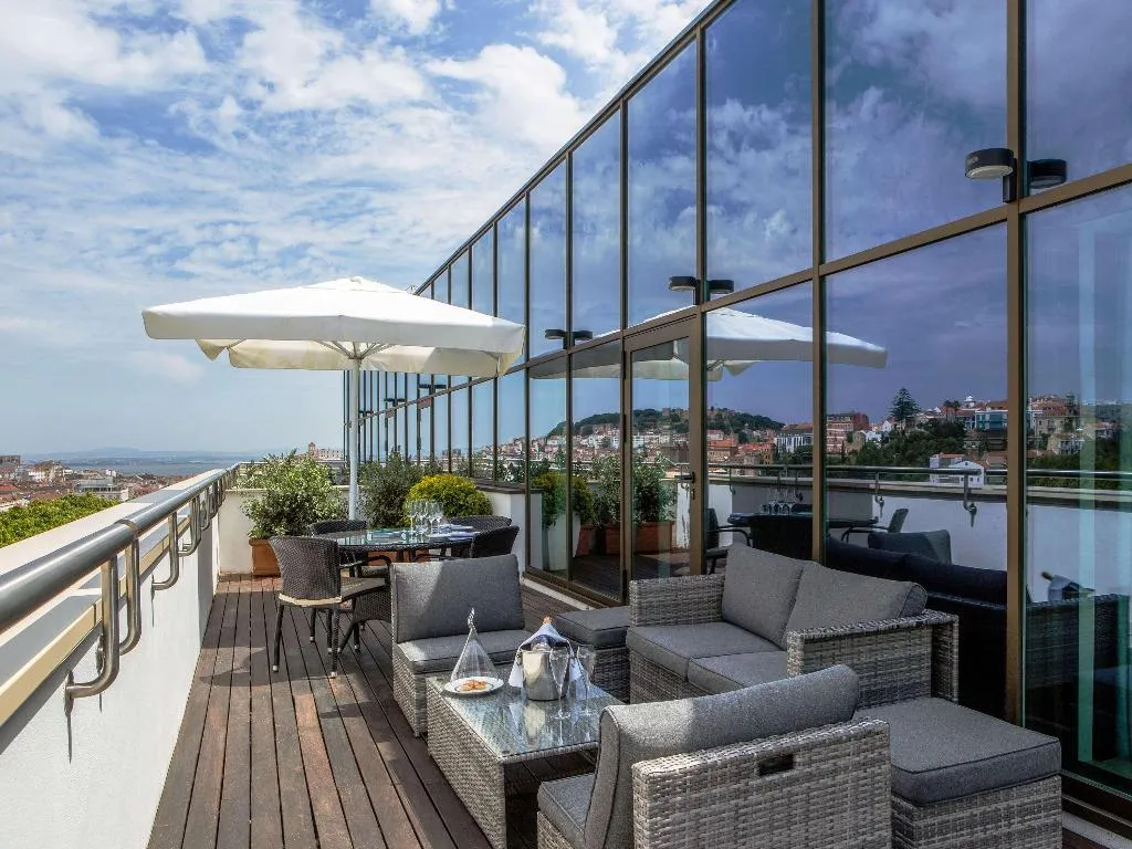 SUITE KING SIZE BED Room, Sofitel Lisbon Liberdade, Lisbon