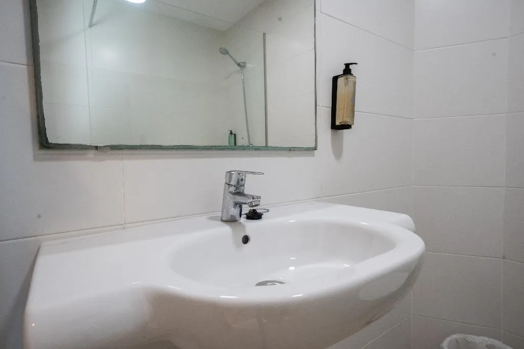 Room, Nura Condor, Majorca