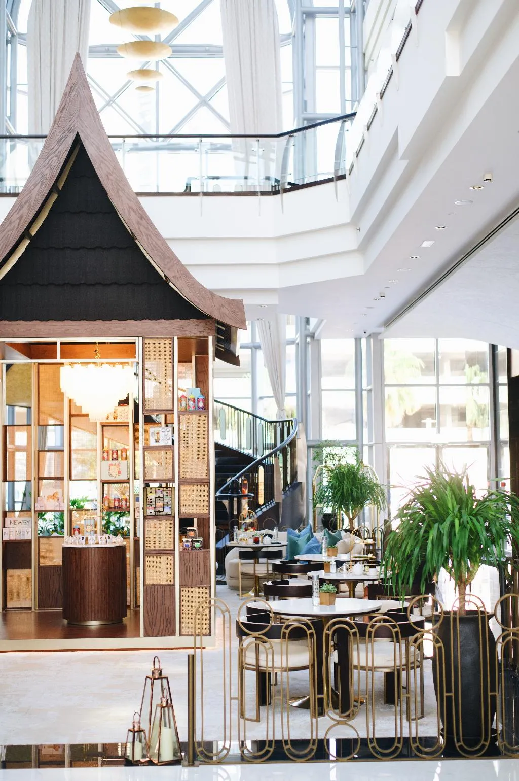 Restaurant, Dusit Thani Dubai, Dubai