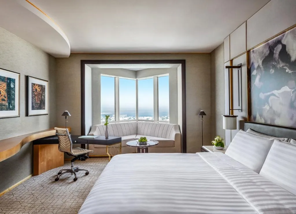 DOUBLE DELUXE SEA VIEW Room, Shangri-La Dubai, Dubai