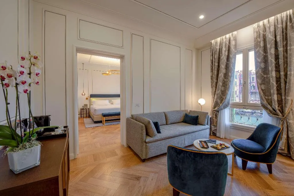 Room, H10 Palazzo Canova, Venice