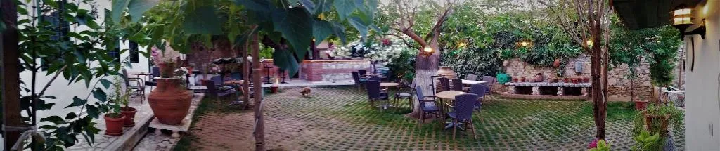 Terrace, Garden Palace Hotel, Izmir