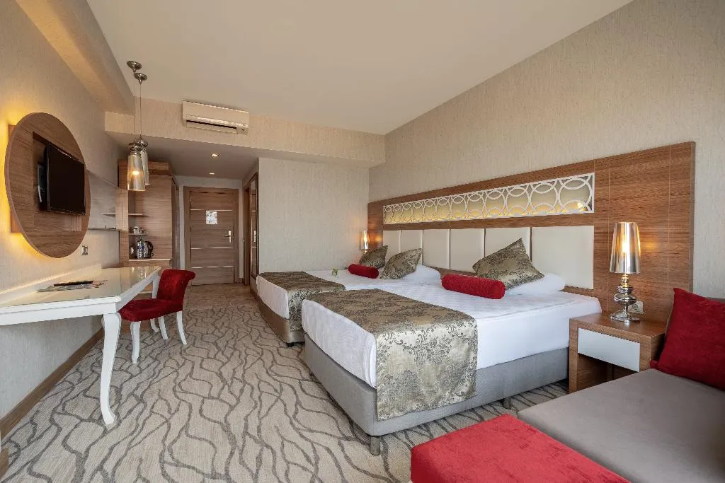 DOUBLE SINGLE USE ECONOMY Room, Justiniano Deluxe Resort Hotel, Antalya