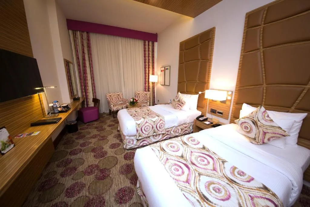 TRIPLE DELUXE Room, Best Western Plus Pearl Creek, Dubai