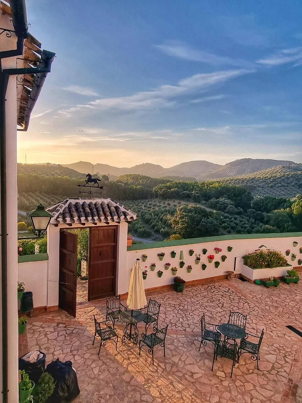 VILLA WITH PRIVATE POOL Room, Cortijo La Presa, Andalucia