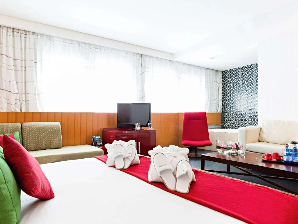 DOUBLE EXECUTIVE Room, Novotel Roma Eur, Rome