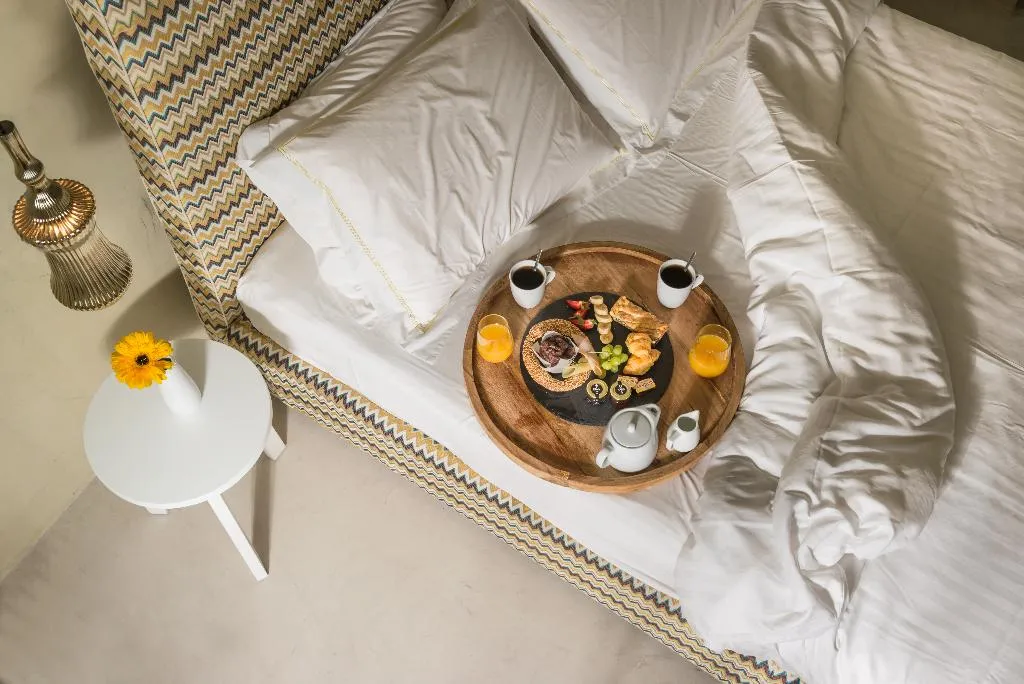 SUITE WITH JACUZZI Room, Mythical Blue Luxury Suites, Santorini
