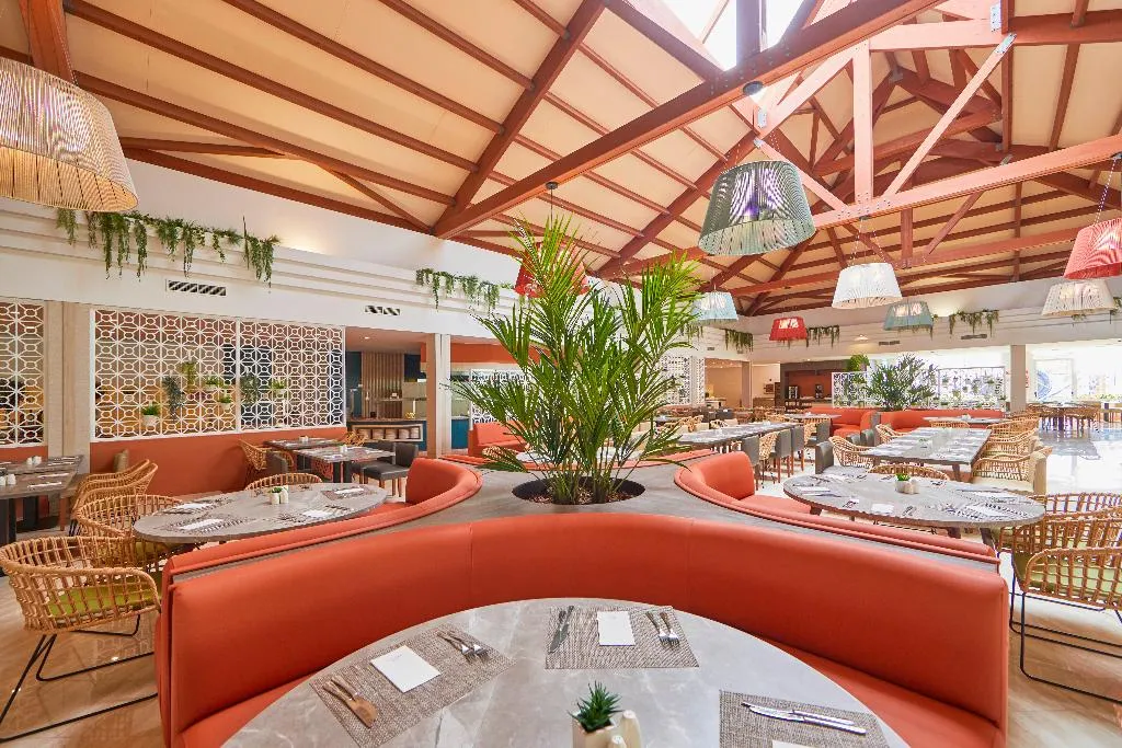 Restaurant, Zafiro Ca'n Picafort, Majorca