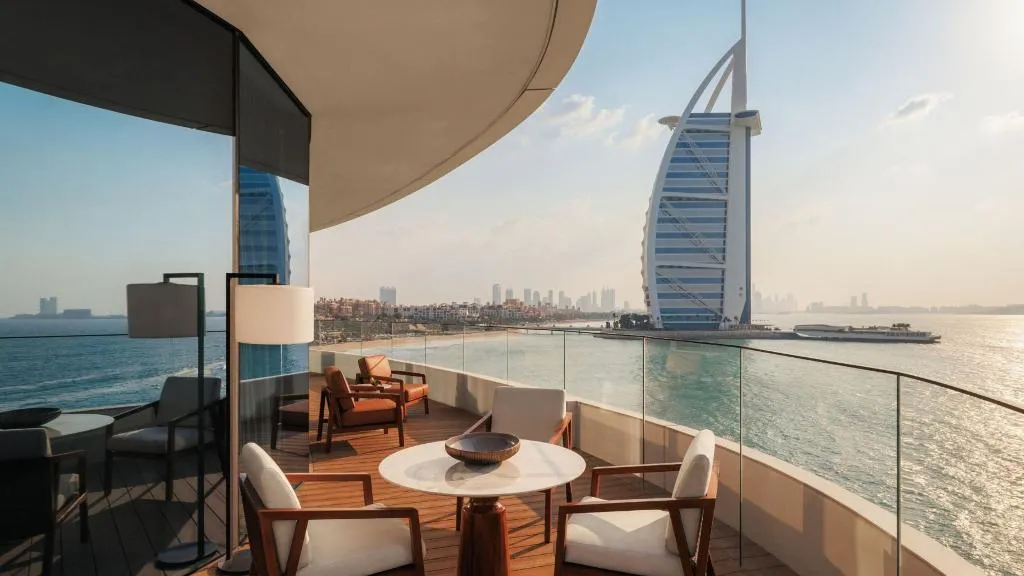 DOUBLE OCEAN FRONT ONE BEDROOM Room, Jumeirah Marsa Al Arab, Dubai