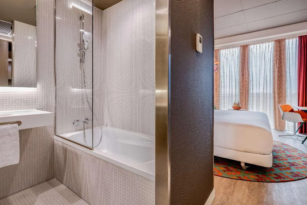 Room, nhow Amsterdam RAI, Amsterdam