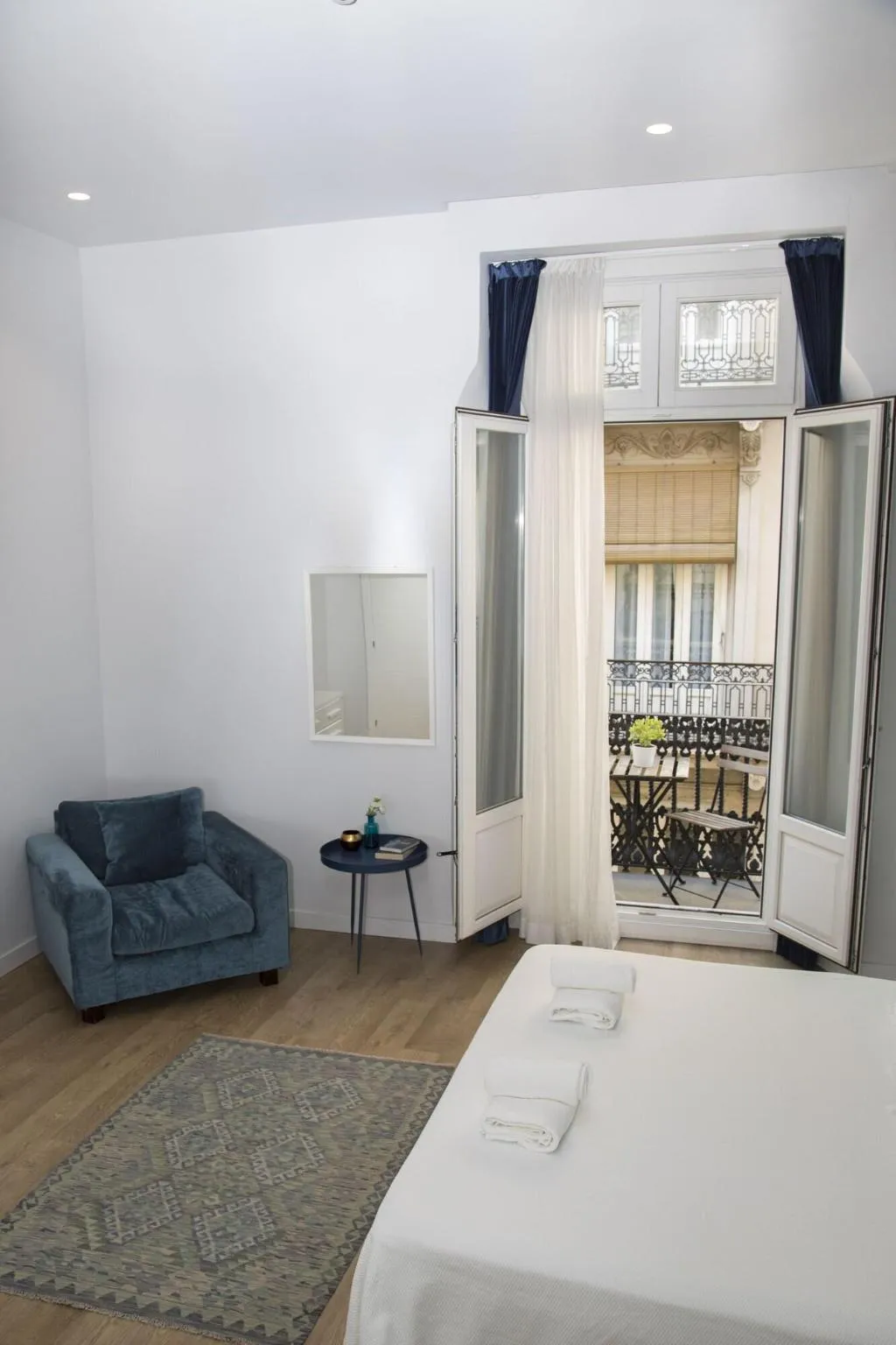 Room, L'Esplai Valencia, Valencia
