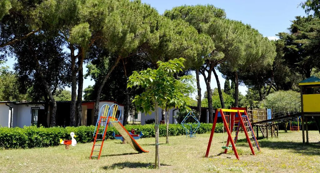 Sports and Entertainment, La Serra Holiday Village & Beach Resort, Naples