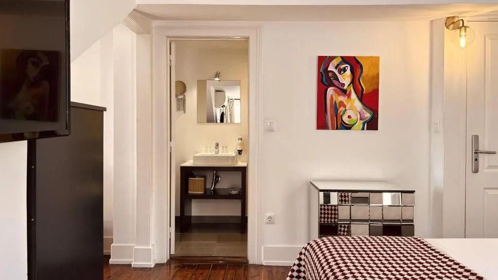 DOUBLE SUPERIOR QUEEN BED Room, Casa Do Jasmim By Shiadu, Lisbon