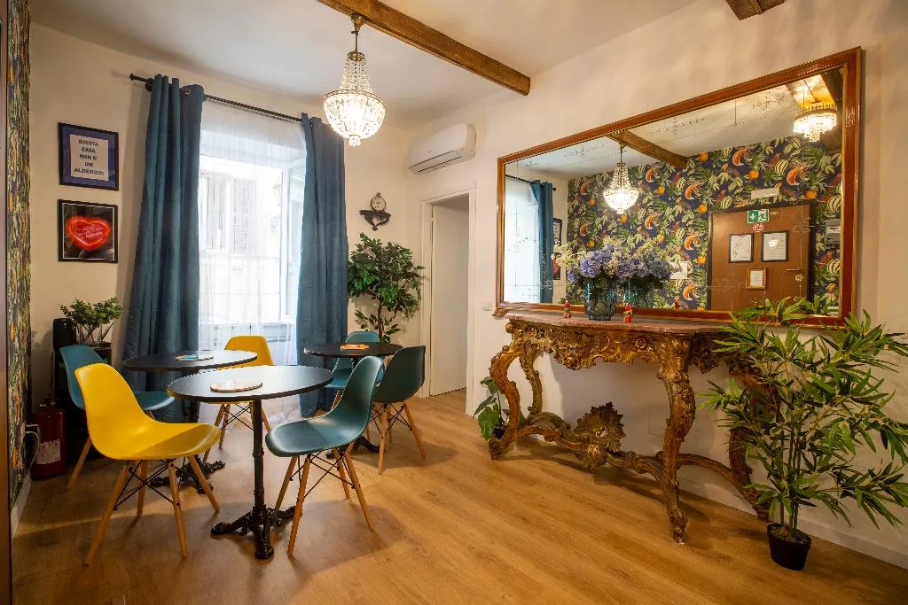DOUBLE SUPERIOR Room, Guest House Ventisei Scalini A Trastevere, Rome