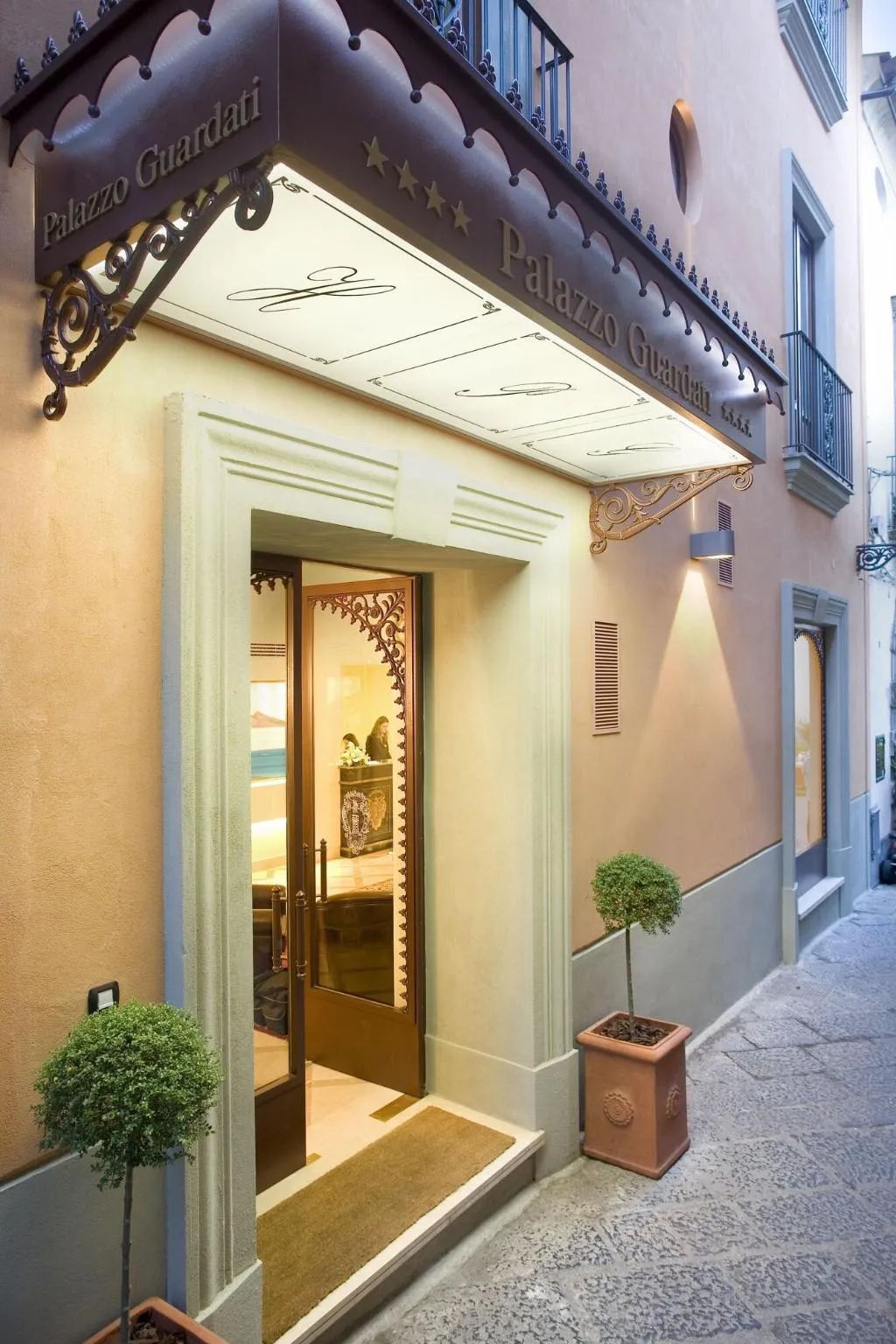 General view, Hotel Palazzo Guardati, Naples