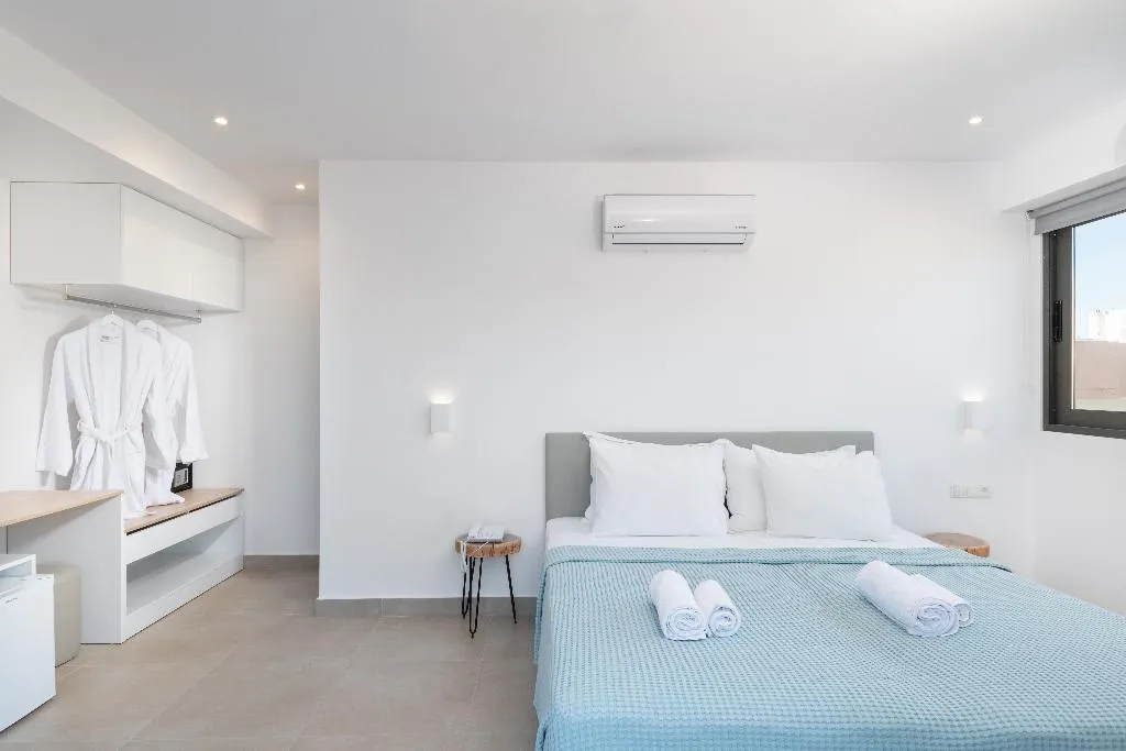 DOUBLE SUPERIOR WITH BALCONY Room, Golden Bee Lifestyle Hotel, Crete