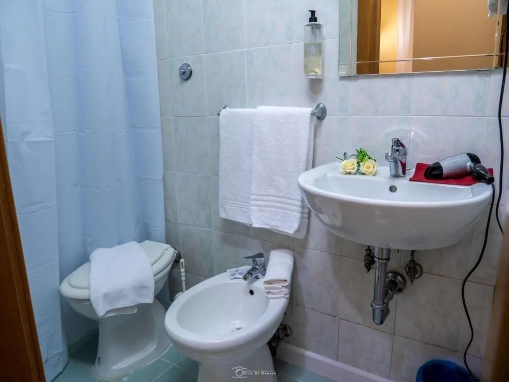 Room, Miss Suite, Naples