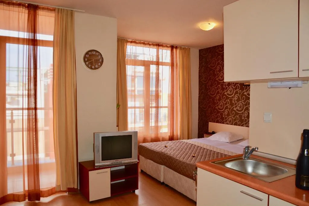 STUDIO STANDARD Room, Rainbow 2 holiday complex, Bourgas