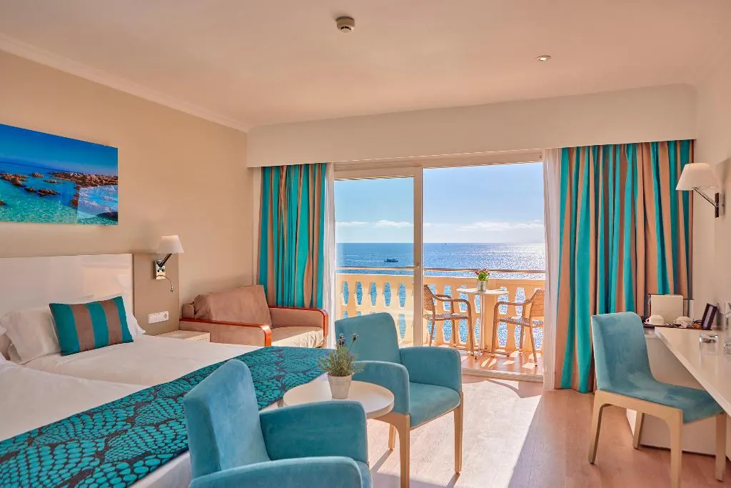 DOUBLE SUPERIOR SEA VIEW Room, Universal Hotel Lido Park & Spa, Majorca