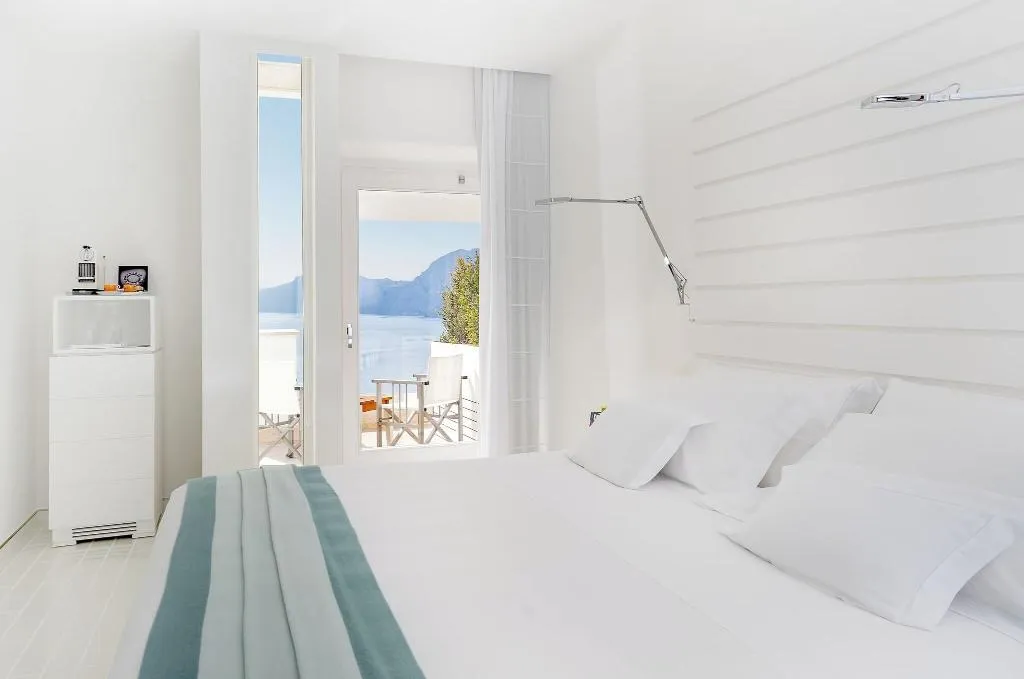 DOUBLE SEA VIEW KING BED Room, Casa Angelina, Naples