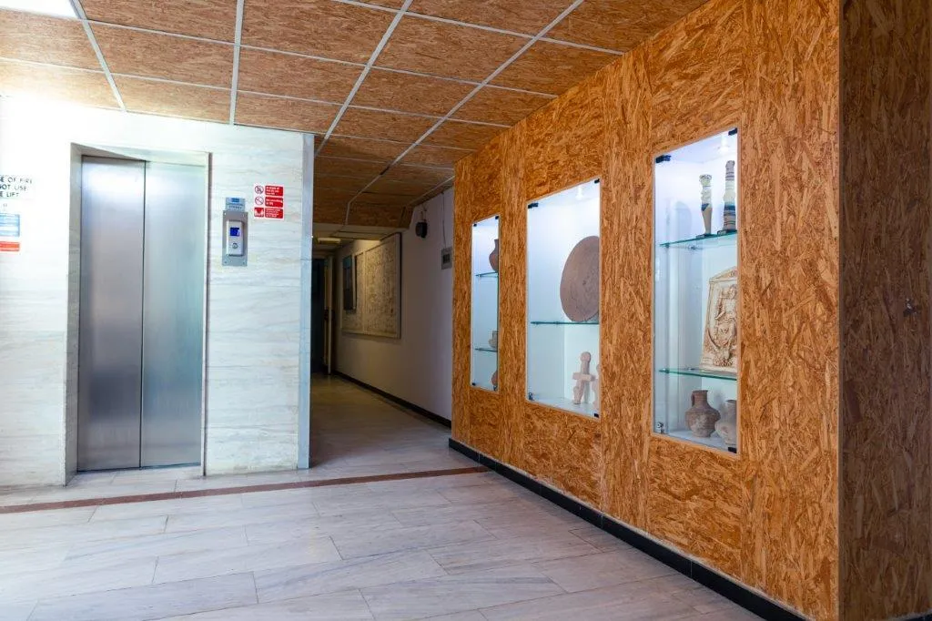 Lobby, Nereus, Cyprus