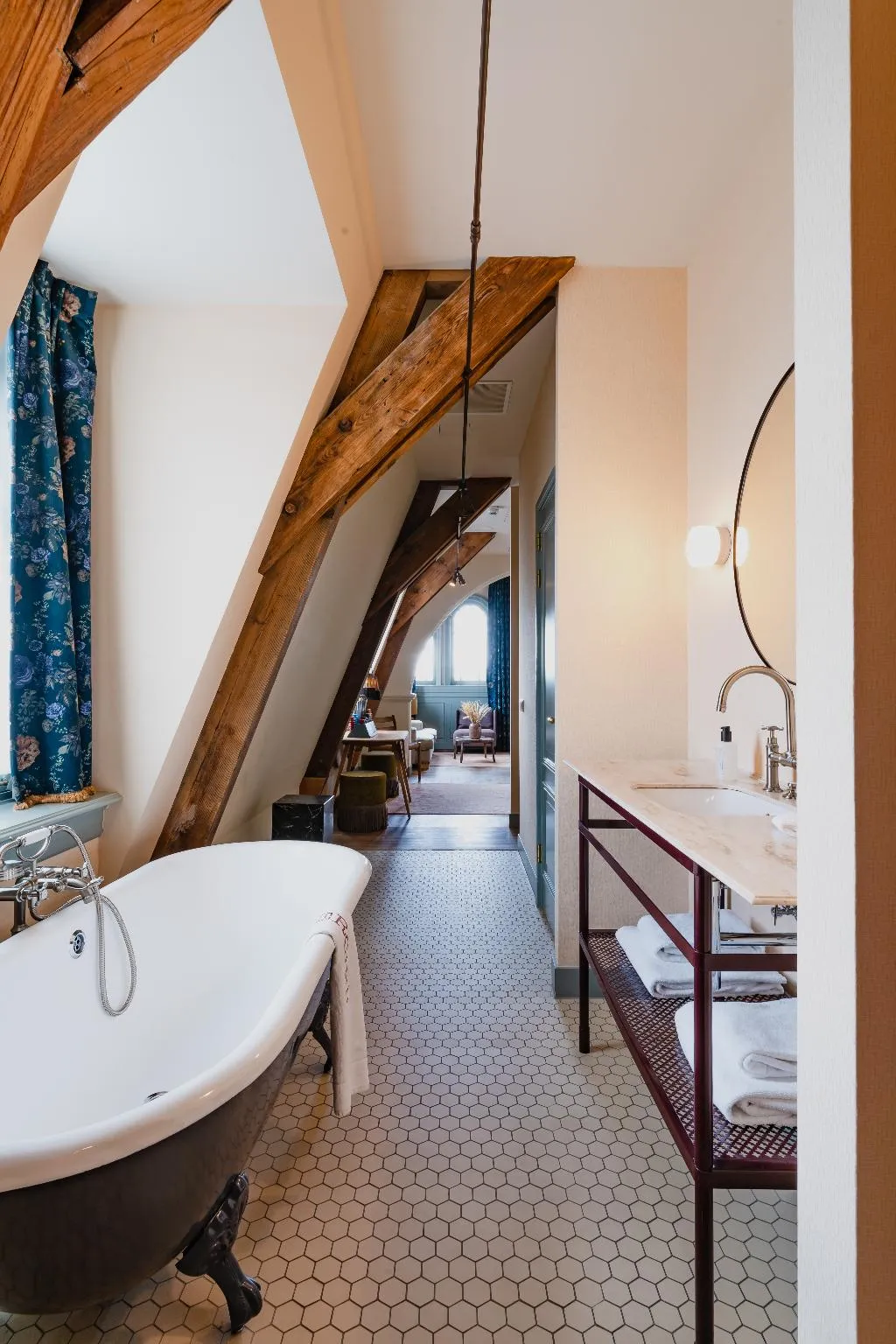 SUITE KING SIZE BED Room, Hotel Mercier, Amsterdam