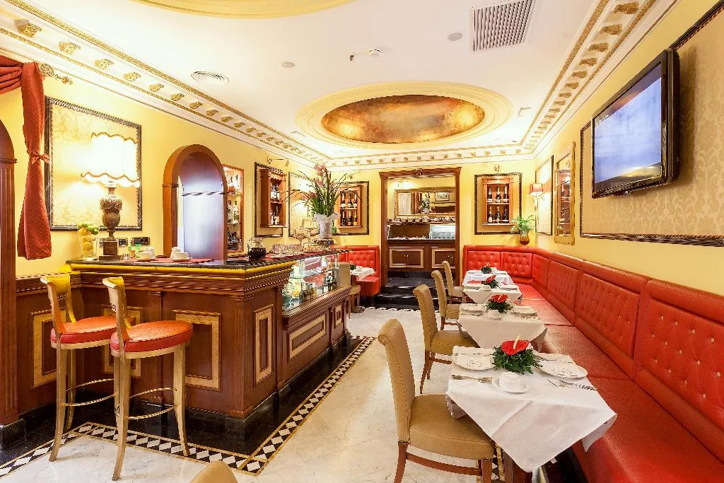 Restaurant, Hotel Manfredi Suite In Rome, Rome