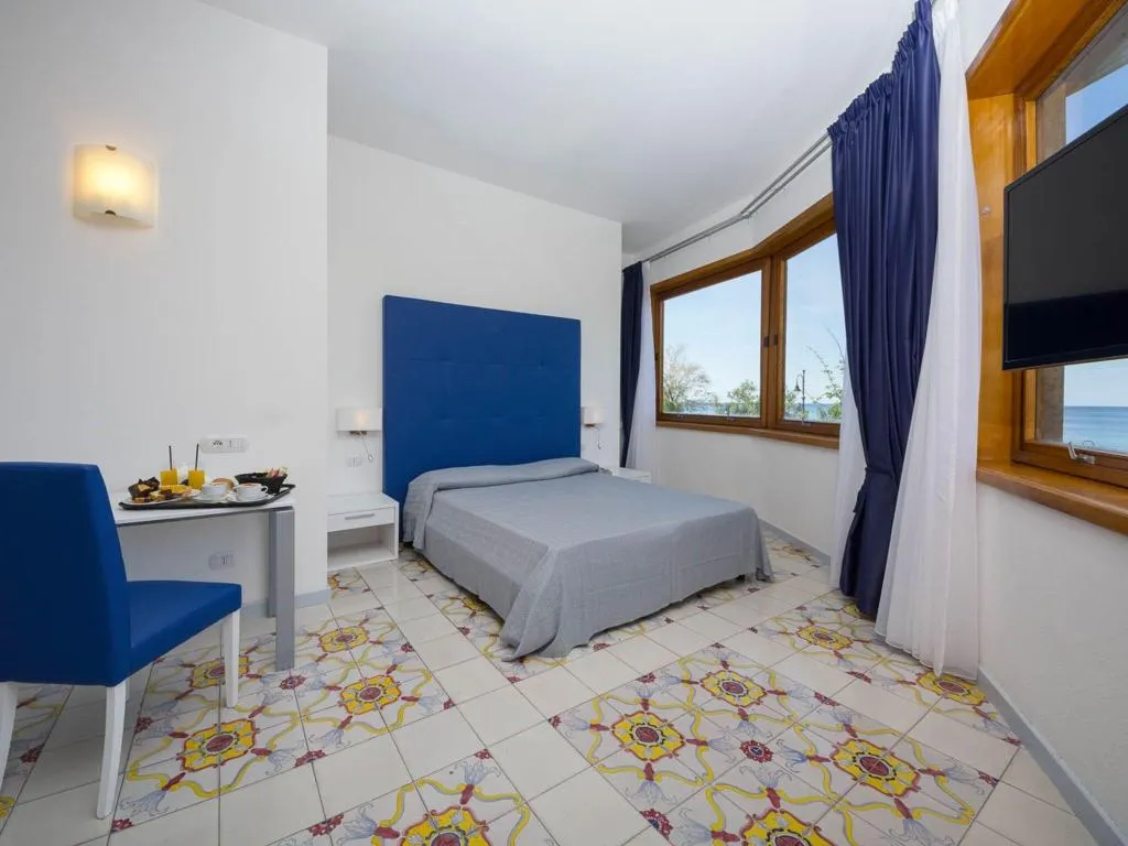 Room, Hotel Sole Splendid, Naples