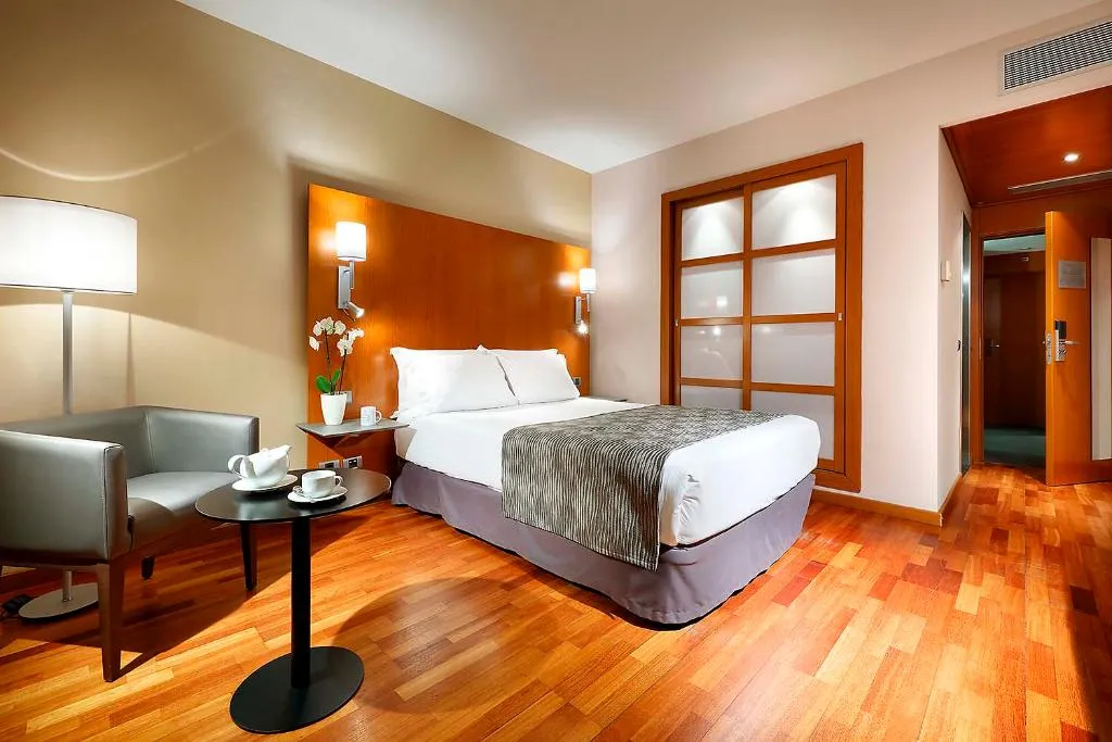 DOUBLE SINGLE USE STANDARD Room, Eurostars Lisboa Parque Hotel, Lisbon
