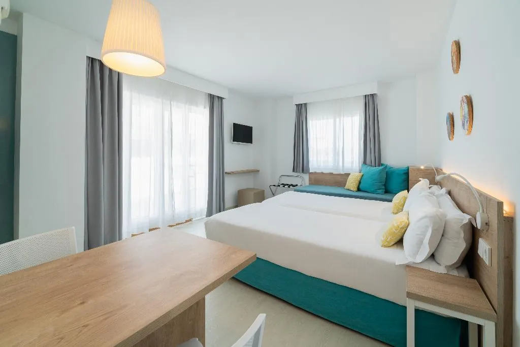 STUDIO SUPERIOR Room, Caprice Tamarindos Apartments, Majorca