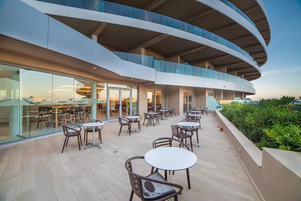 Terrace, The Ramla Bay Resort, Malta