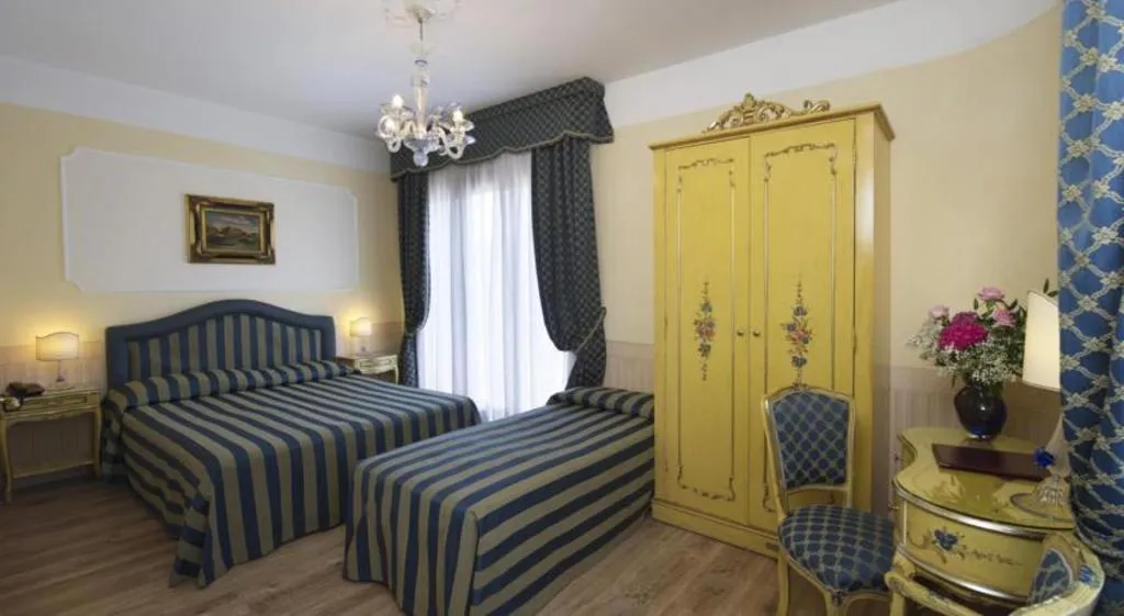 TRIPLE STANDARD Room, Hotel Villa Edera, Venice