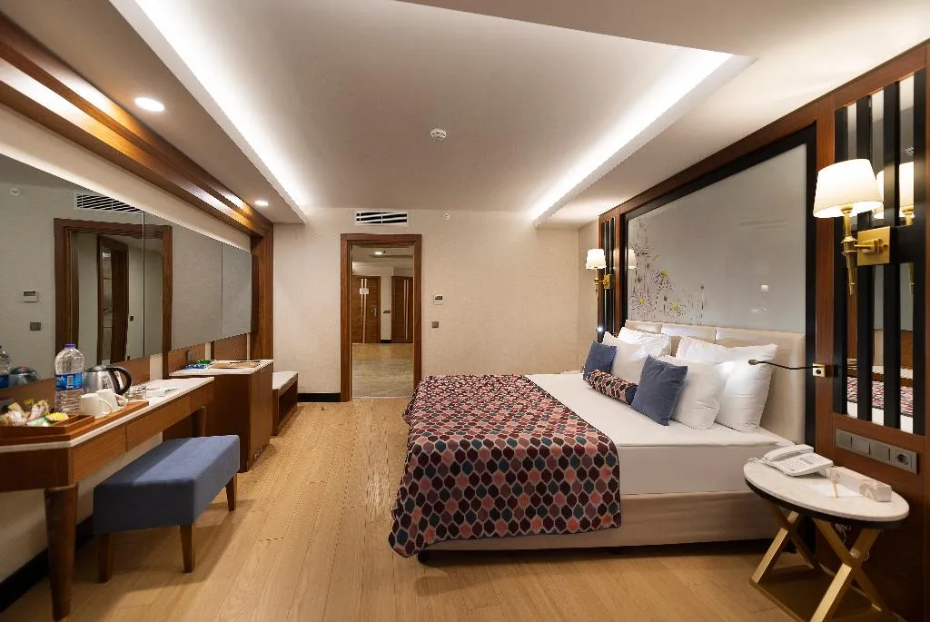 FAMILY ROOM LAND VIEW Room, Adalya Elite Hotel, Antalya