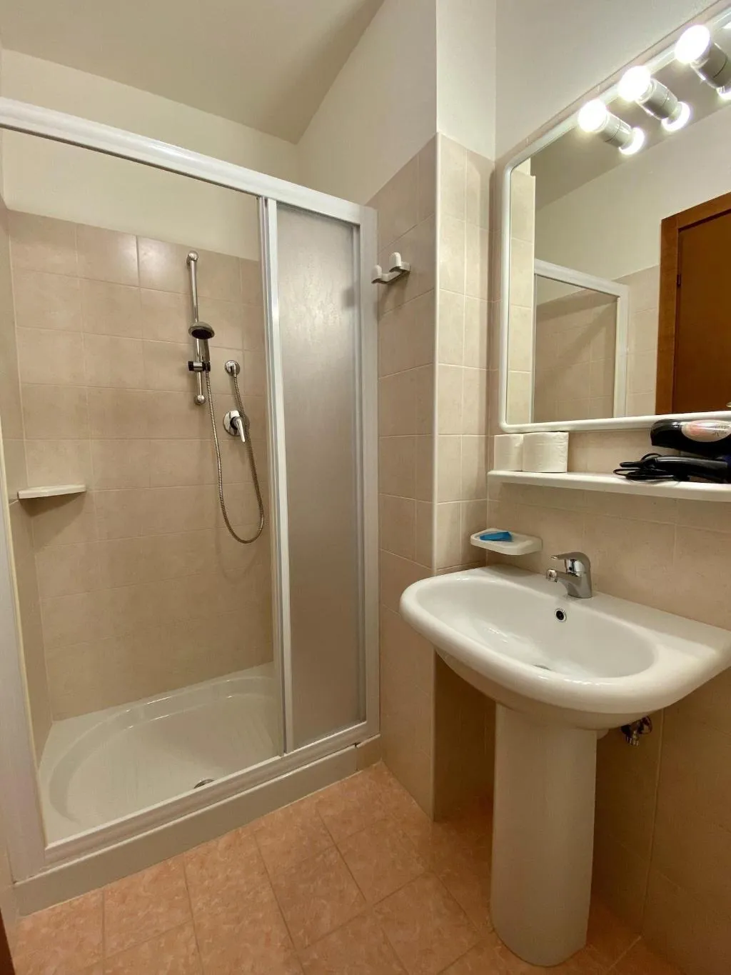SINGLE STANDARD Room, Hotel Rosa Caorle, Venice