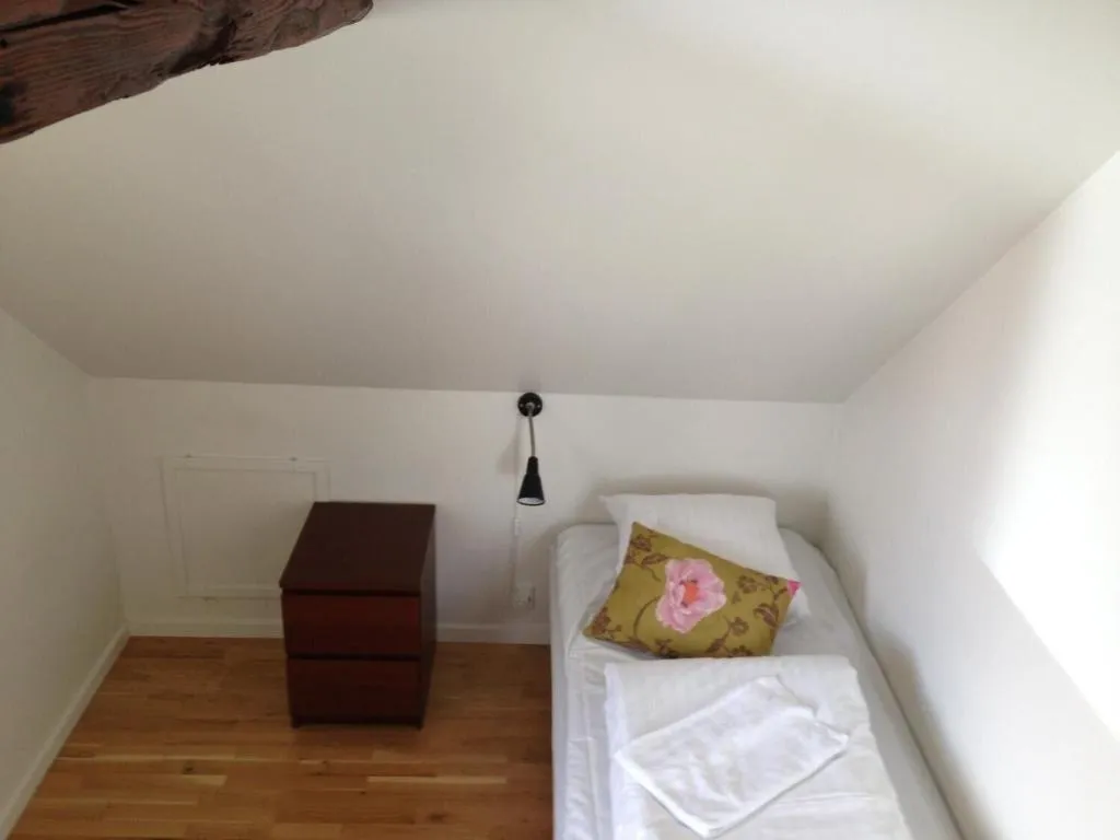Room, Kirke Saaby Forsamlingshus, Copenhagen