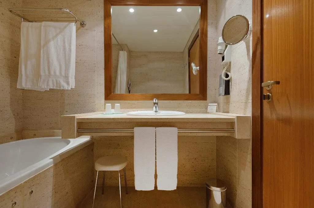 Double or Twin SUPERIOR Room, Real Oeiras, Lisbon