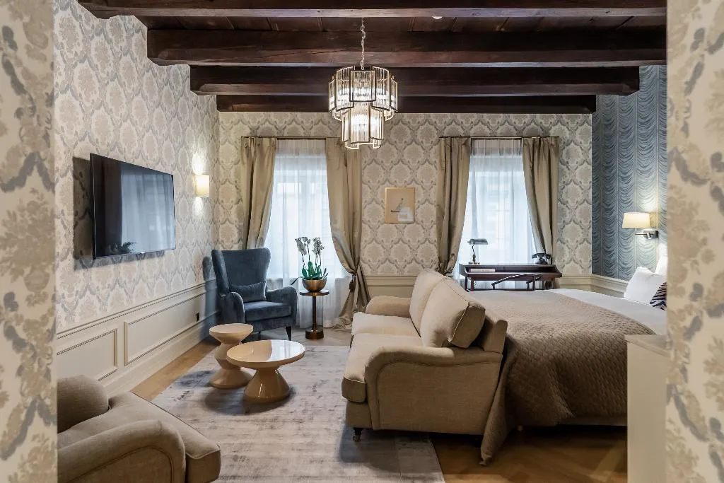 DOUBLE DELUXE Room, Hotel Unicus Palace Old Town - Destigo Hotels, Krakow