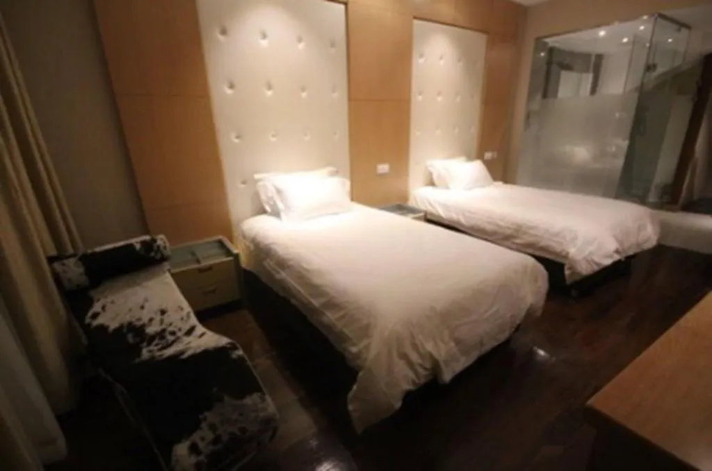 Room, Hotel Menoir Dorsett, Madrid