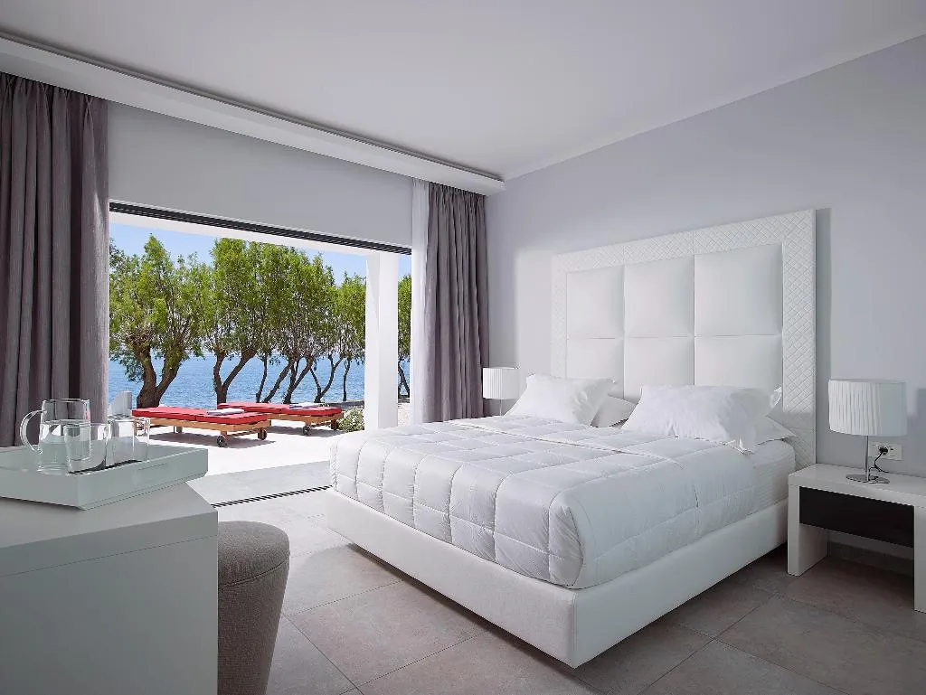 BUNGALOW BEACH FRONT Room, Dimitra Beach Hotel & Suites, Kos