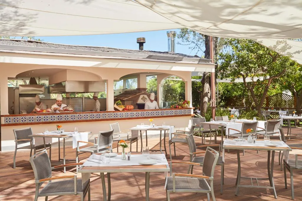 Restaurant, Grand Hotel Excelsior Vittoria Spa, Naples