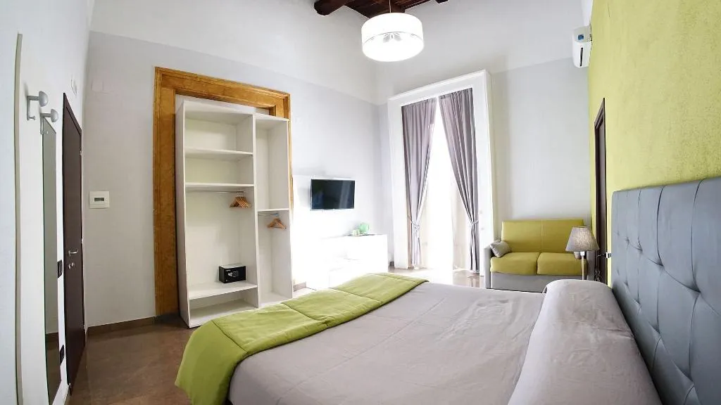 Room, Beverello Suite, Naples