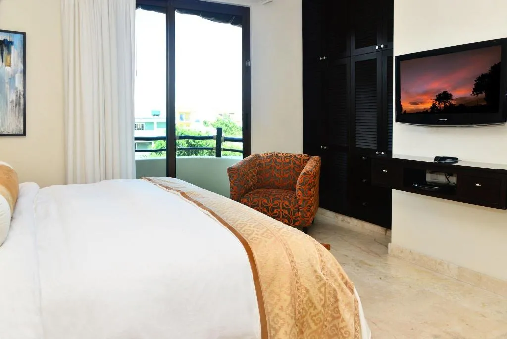 Room PREMIUM TWO BEDROOMS Room, El Taj Ocean Front and Beachside Condo Hotel, Playa Del Carmen