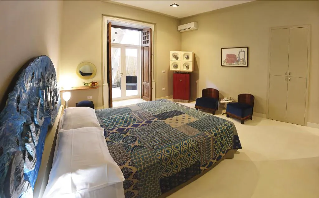 Room, Atelier Inès B&B Home Gallery, Naples