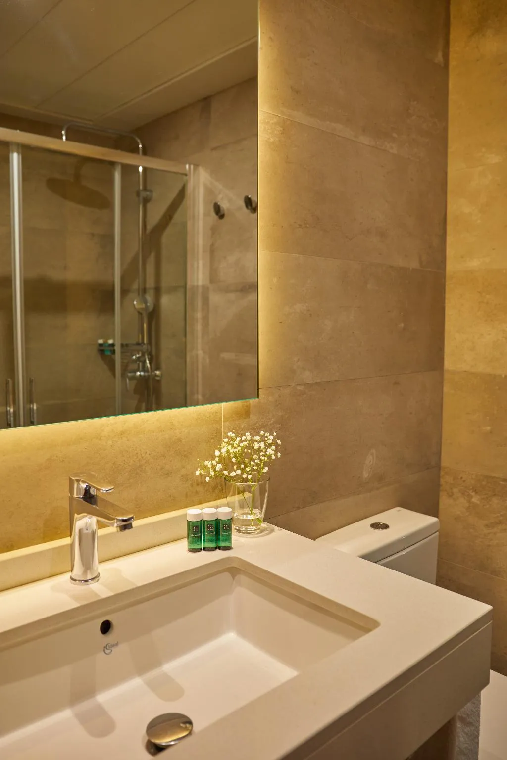 SINGLE STANDARD Room, El Avenida Palace, Barcelona